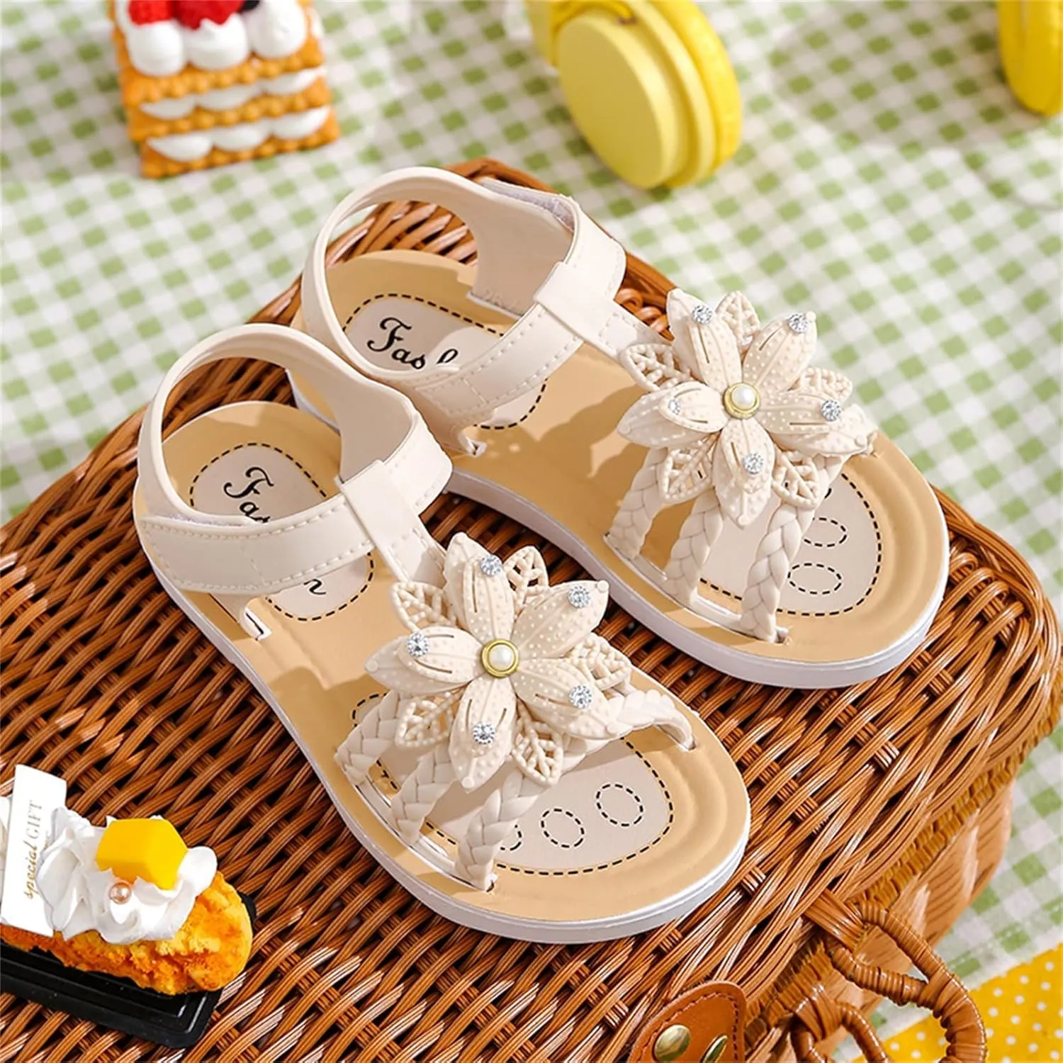 Children Sandals Soft Flat Shoes Fashion Comfortable Bow Soft Bottom Lightweight Baby Princess Sandals Cute Shoes (White, 12 Little Child)
