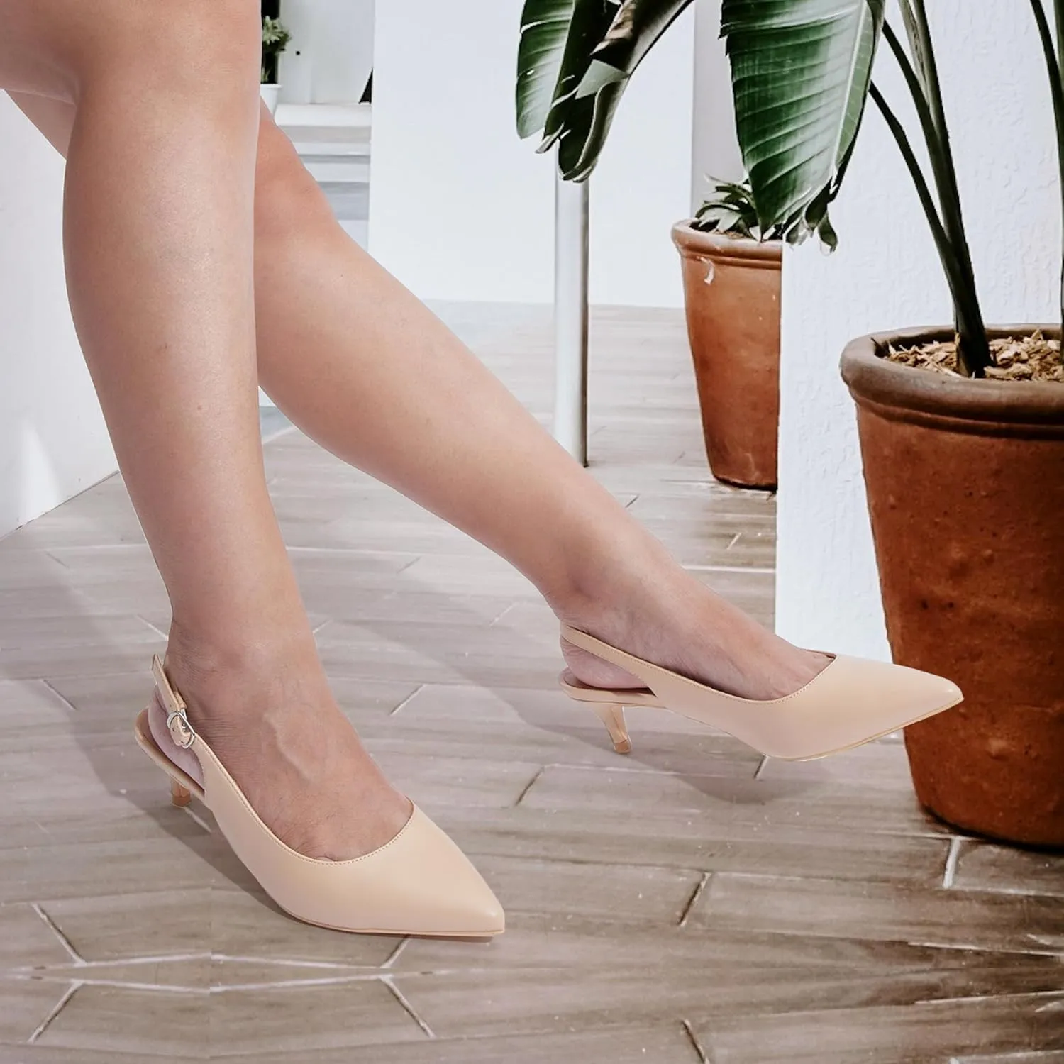 GENSHUO Low Kitten Heels Women's Slingback Dressy Pumps Pointed Closed Toe Ankle Strap Elegant Wedding Pumps Formal Comfortable Shoes