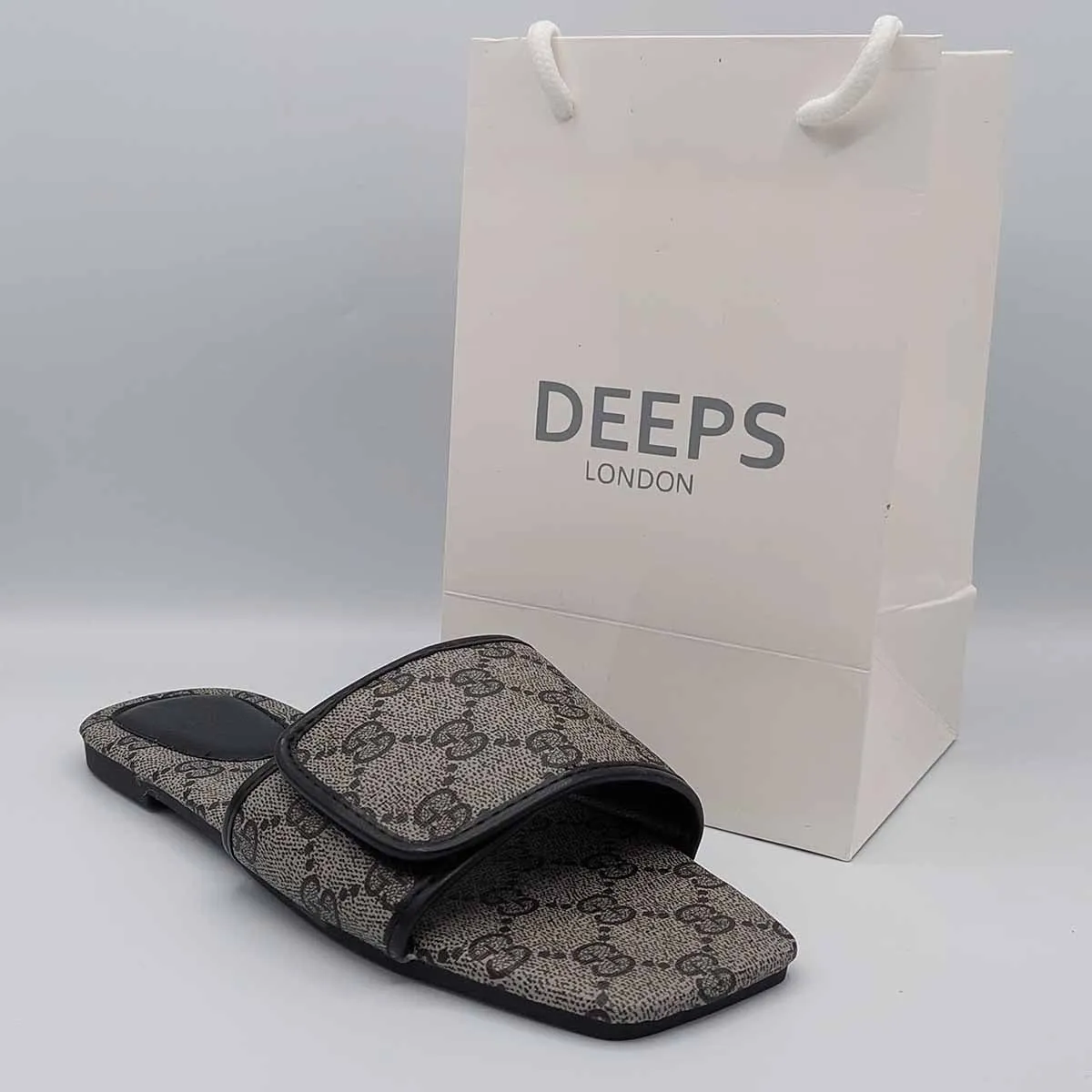 GLAD OPEN TOE FLAT SLIDER SANDALS