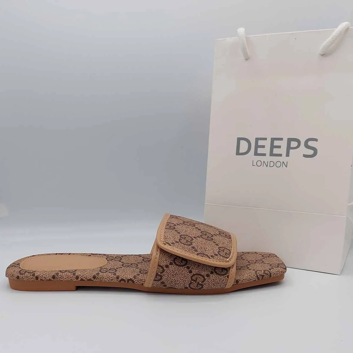 GLAD OPEN TOE FLAT SLIDER SANDALS