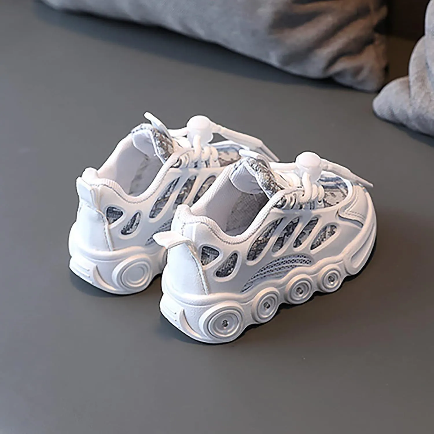 Kids LED Light Up Shoes Boys Flashing Lightweight Adjustable Strap Tennis Sneakers Toddler Sport Toddler Shoe Size 6