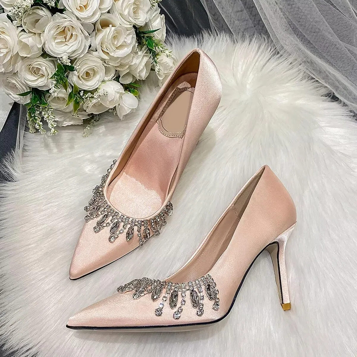 LUXINYU Women Pointed Toe Heels Elegant Stiletto Fashion Pearl Rhinestone Ladies Pumps Wedding Dress Shoes Comfortable Kitten Heels Work Shoes