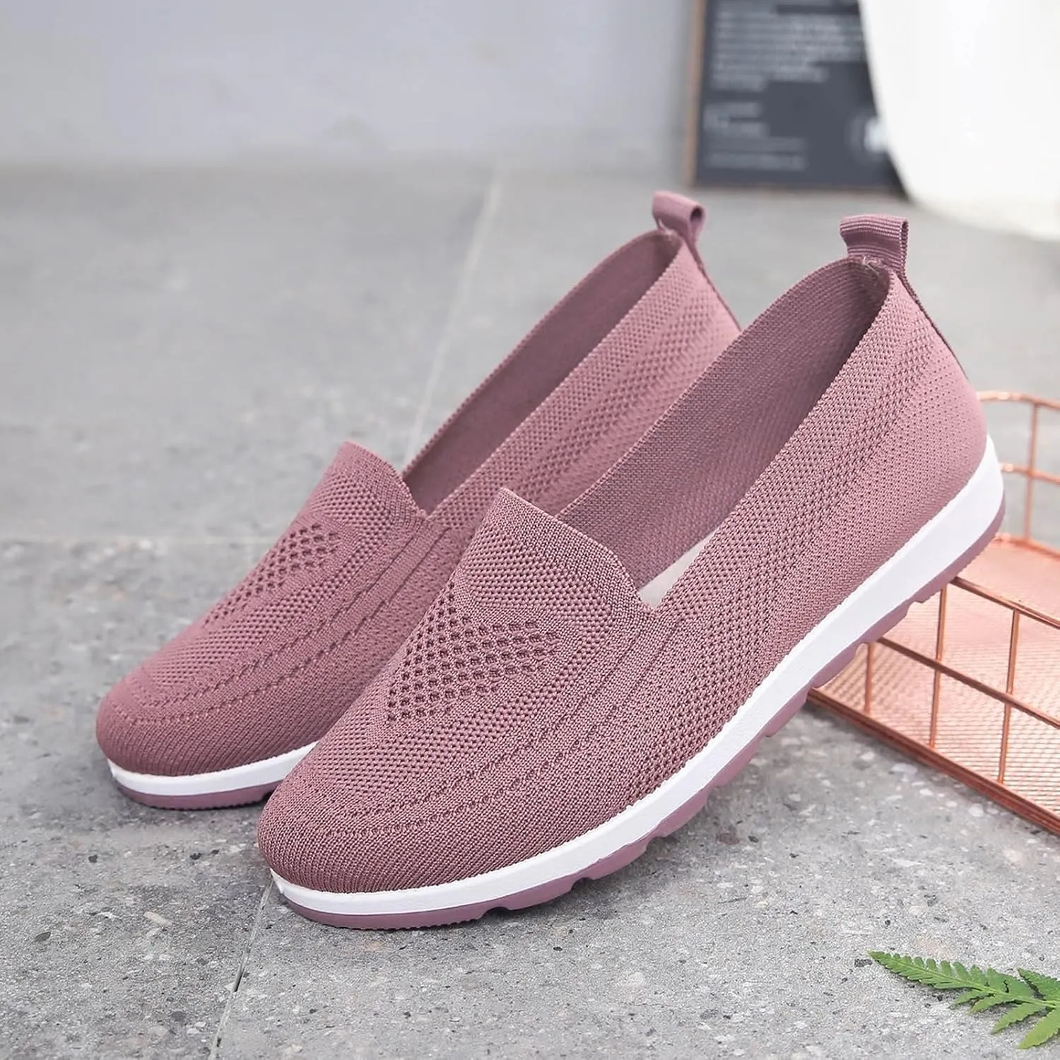 Non Slip Comfortable Fashion Sneakers for Women Non Slip Comfortable Fashion Tennis Shoes Low Top Tennis Shoe