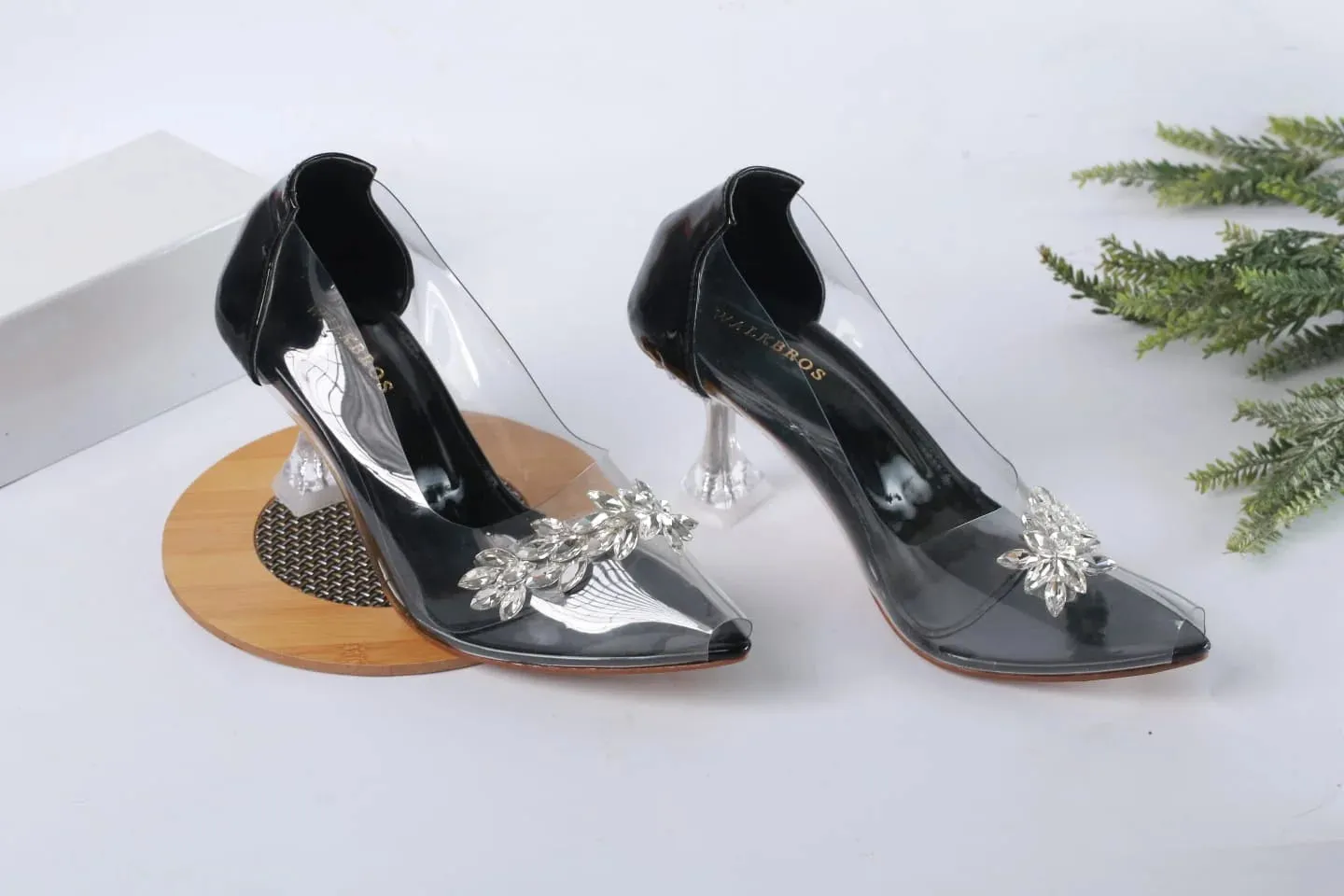 TRANSPARENT CRYSTAL CINDERELLA GLASS HEEL SHOES - BLACK