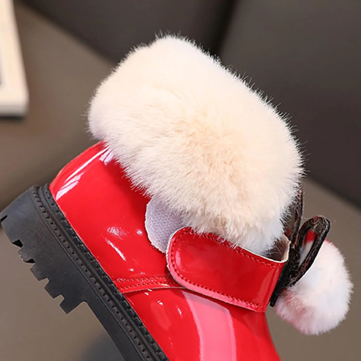 Winter Boots for Girls Snow Warm Shoes Cozy Fuzzy Non-Slip Comfy Cute Durable Outdoor Princess Faux Fur Lined Booties