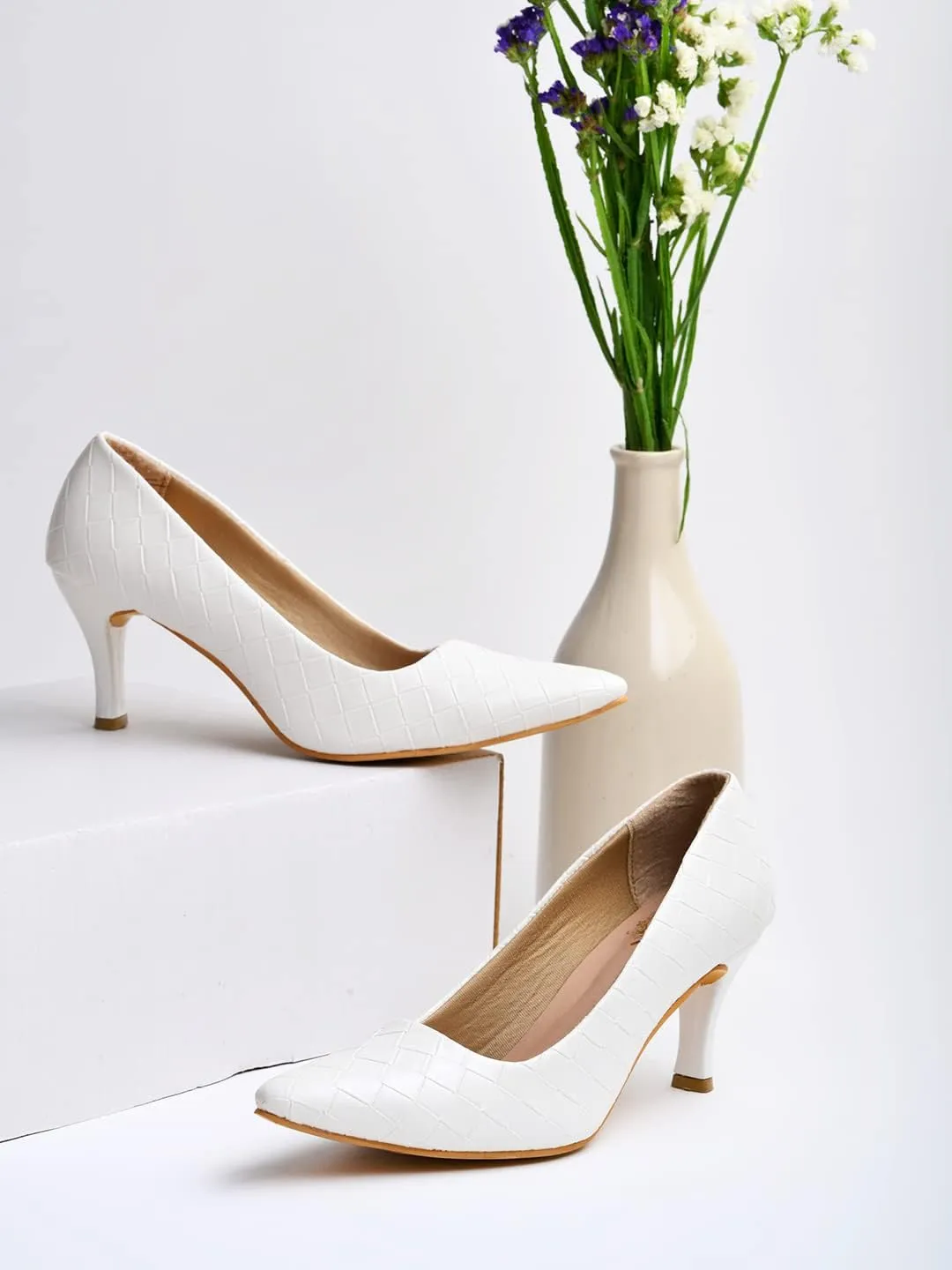 Womens Classic Black Heels  Pointed Toe High Heel Pump  Elegant Stiletto Heels for Office, Party, or Evening Wear